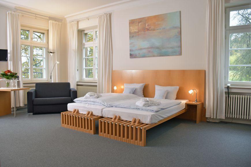 Robert-Schuman-Haus Hotel Trier Exterior photo
